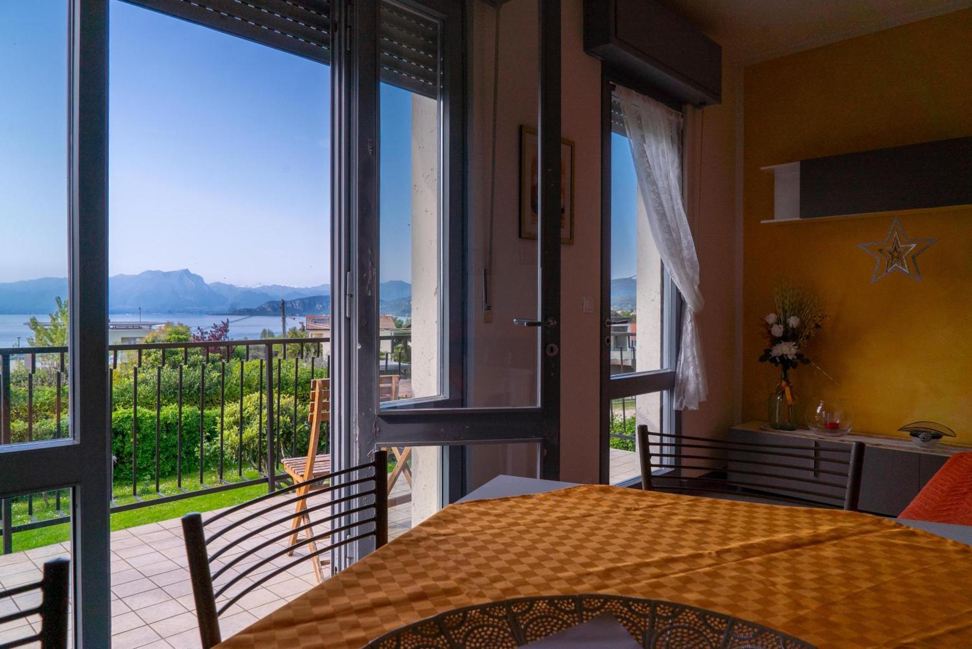 Villa La Magnolia - Private Beach Access, Garden, Views Лацизе Номер фото